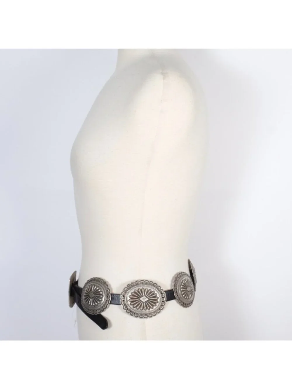 POLO Ralph Lauren Collection Belt sz M Concho black leather silver hammered